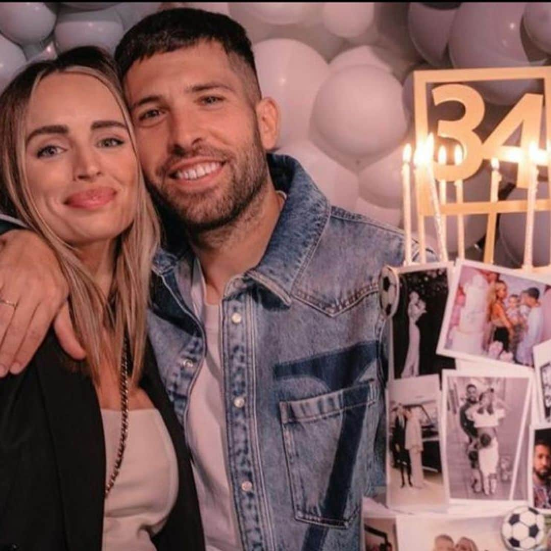 La preciosa felicitación de Romarey Ventura a Jordi Alba cuando están a punto de ser papás por tercera vez