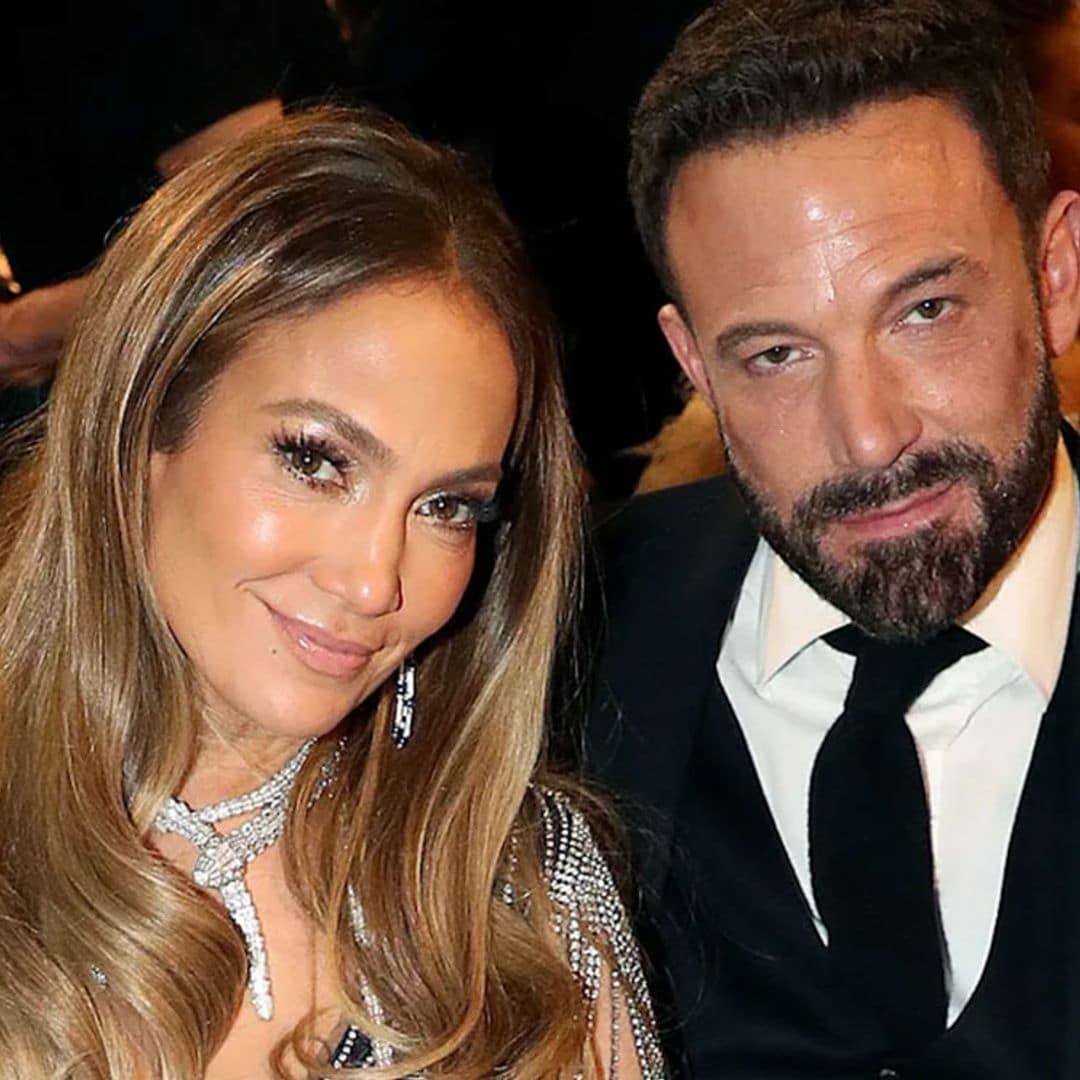 Ben Affleck explica la verdad sobre su tenso momento con Jennifer Lopez en los Grammy