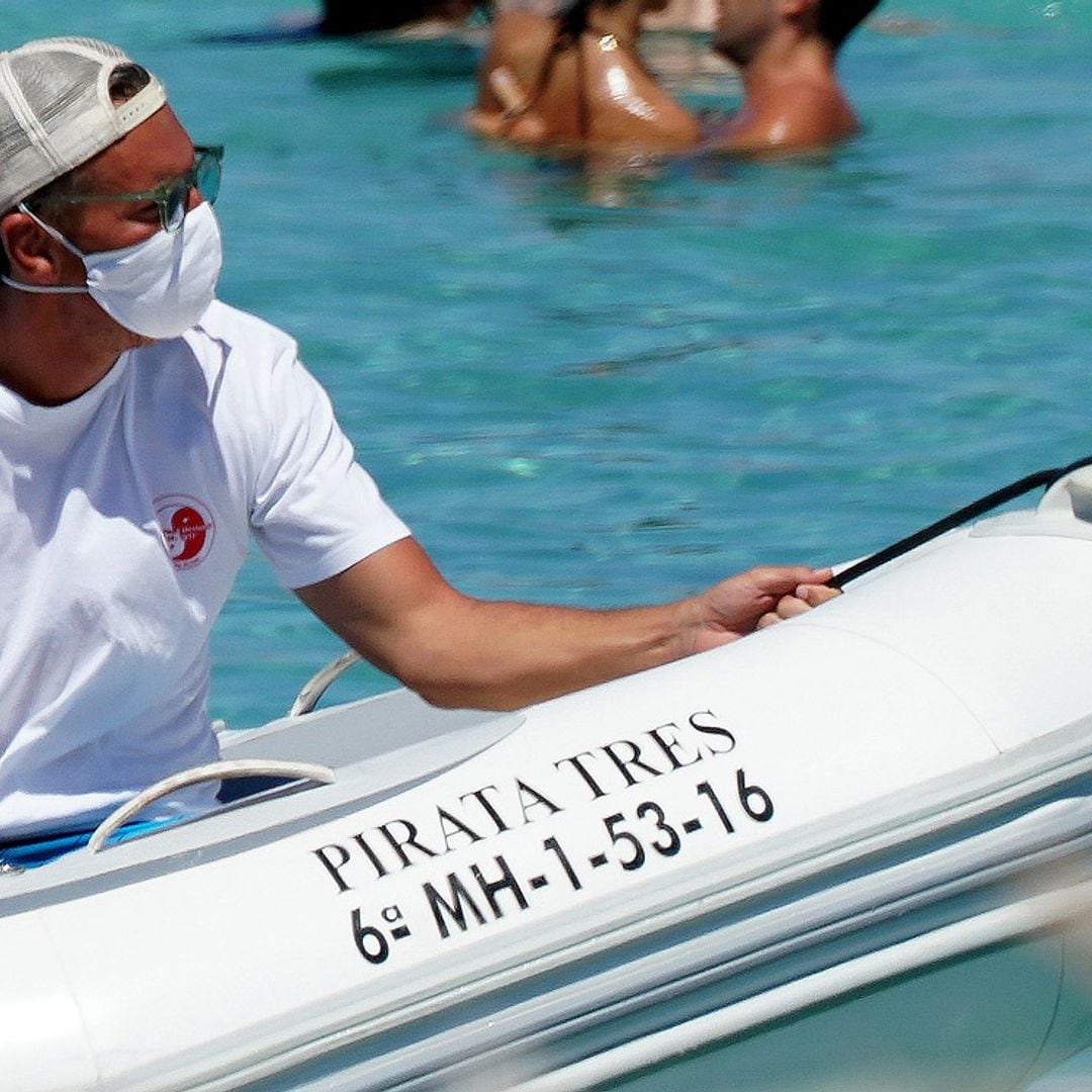 Joaquín Prat, días de mar y aventura en Formentera tras su intenso año televisivo