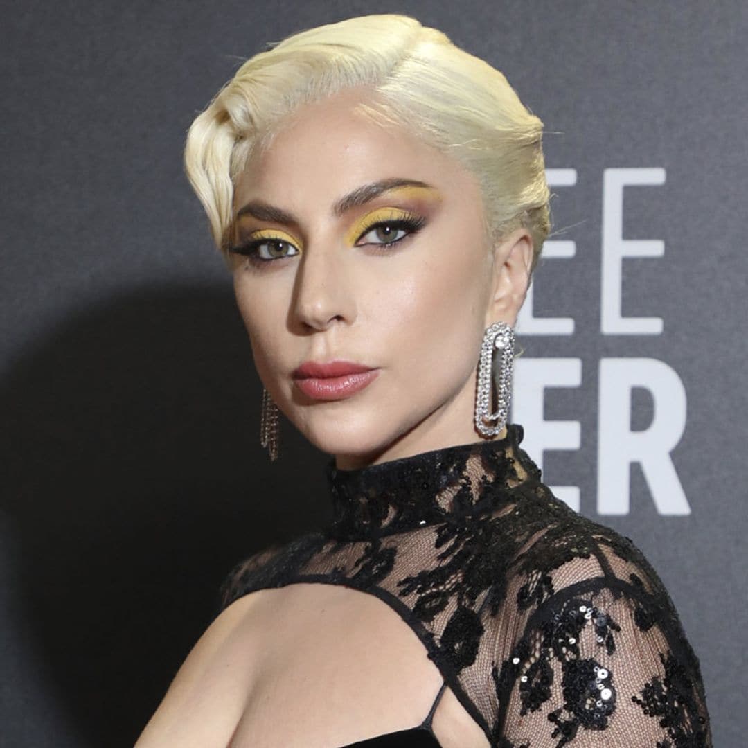 La noche más ajetreada de Lady Gaga, ¿cómo pudo estar a la vez en los Bafta y los Critics' Choice?