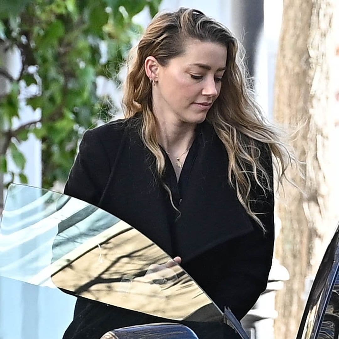 Guapísima, Amber Heard reaparece en público tras la noticia de su nuevo bebé