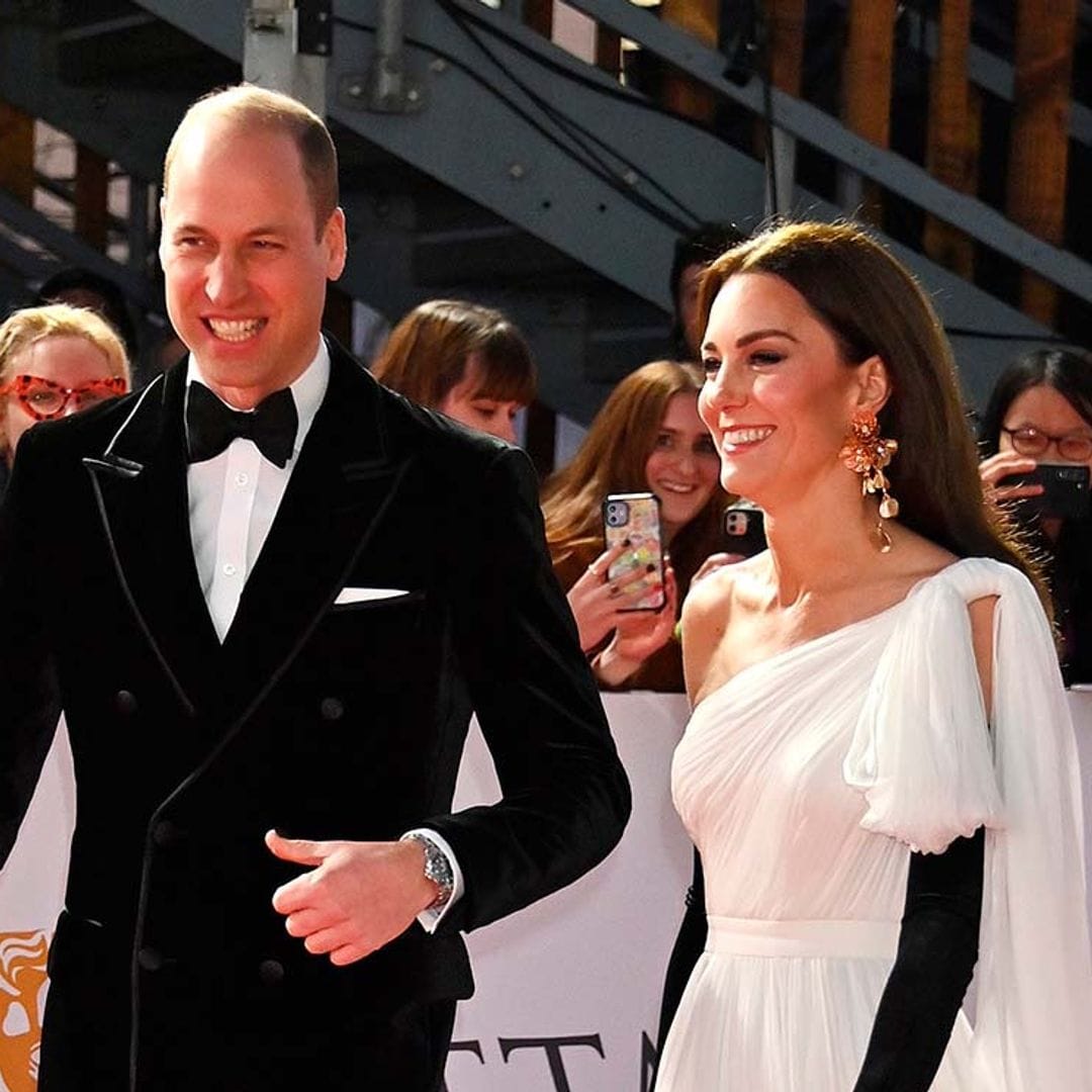 Kate Middleton regresa a los BAFTA con un vestido de inspiración nupcial y pendientes de Zara