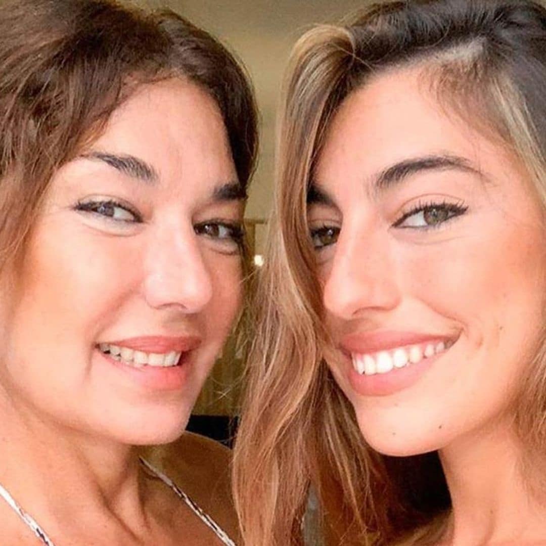 Con su hija Claudia en urgencias, así fue el inesperado fin de fiesta de Raquel Revuelta tras ser premiada