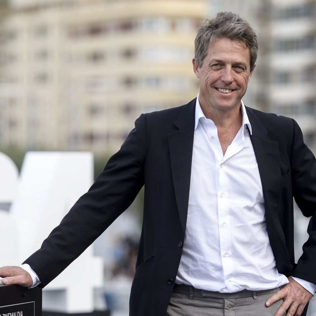 Hugh Grant devela el motivo por el que odiaba su mítico baile en ‘Love Actually’