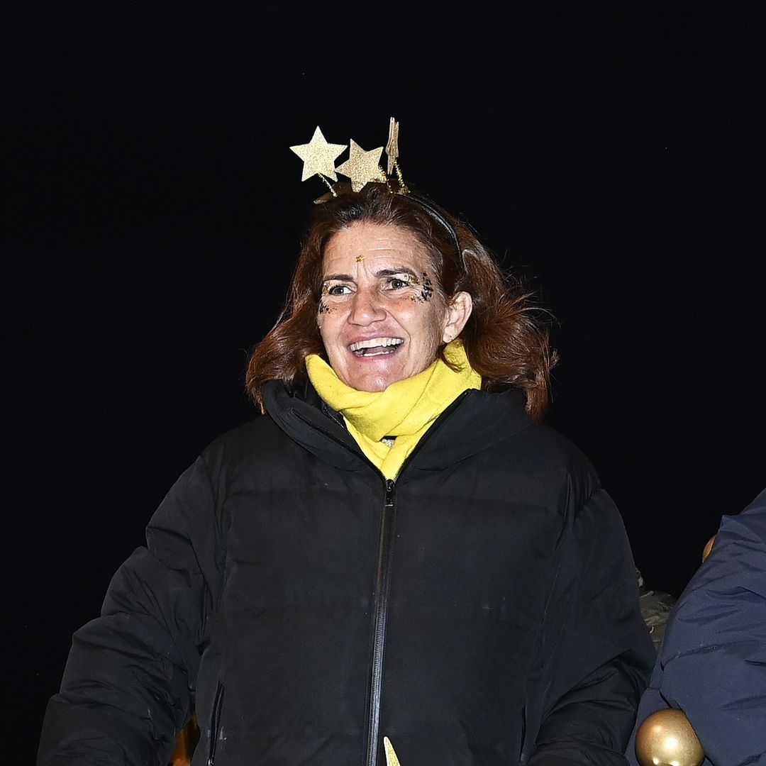 La actriz María Castro y Samantha Vallejo-Nágera viven con sus hijos la magia de la cabalgata de Reyes en Madrid