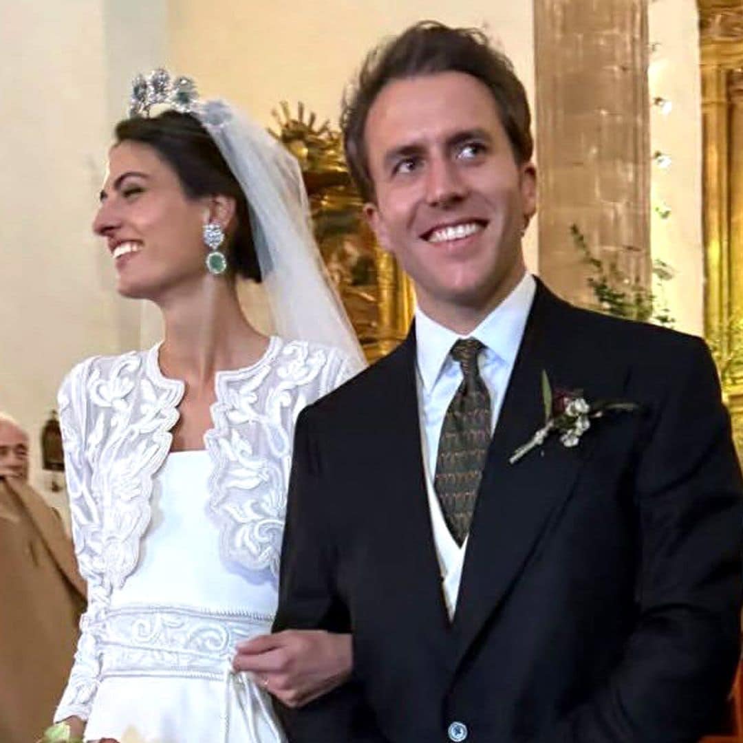 PRIMICIA. La boda de Victoria Matossian, nieta de Tessa de Baviera, desde dentro: la tiara de esmeraldas de Isabel II y otros detalles