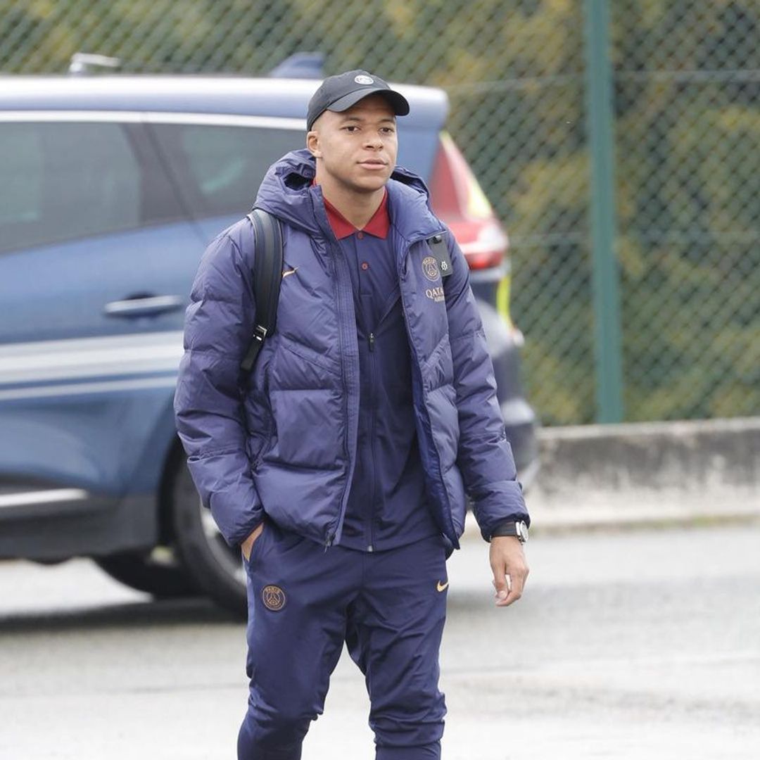 Kylian Mbappé ya tiene el coche que le regala el Real Madrid pero no puede conducirlo