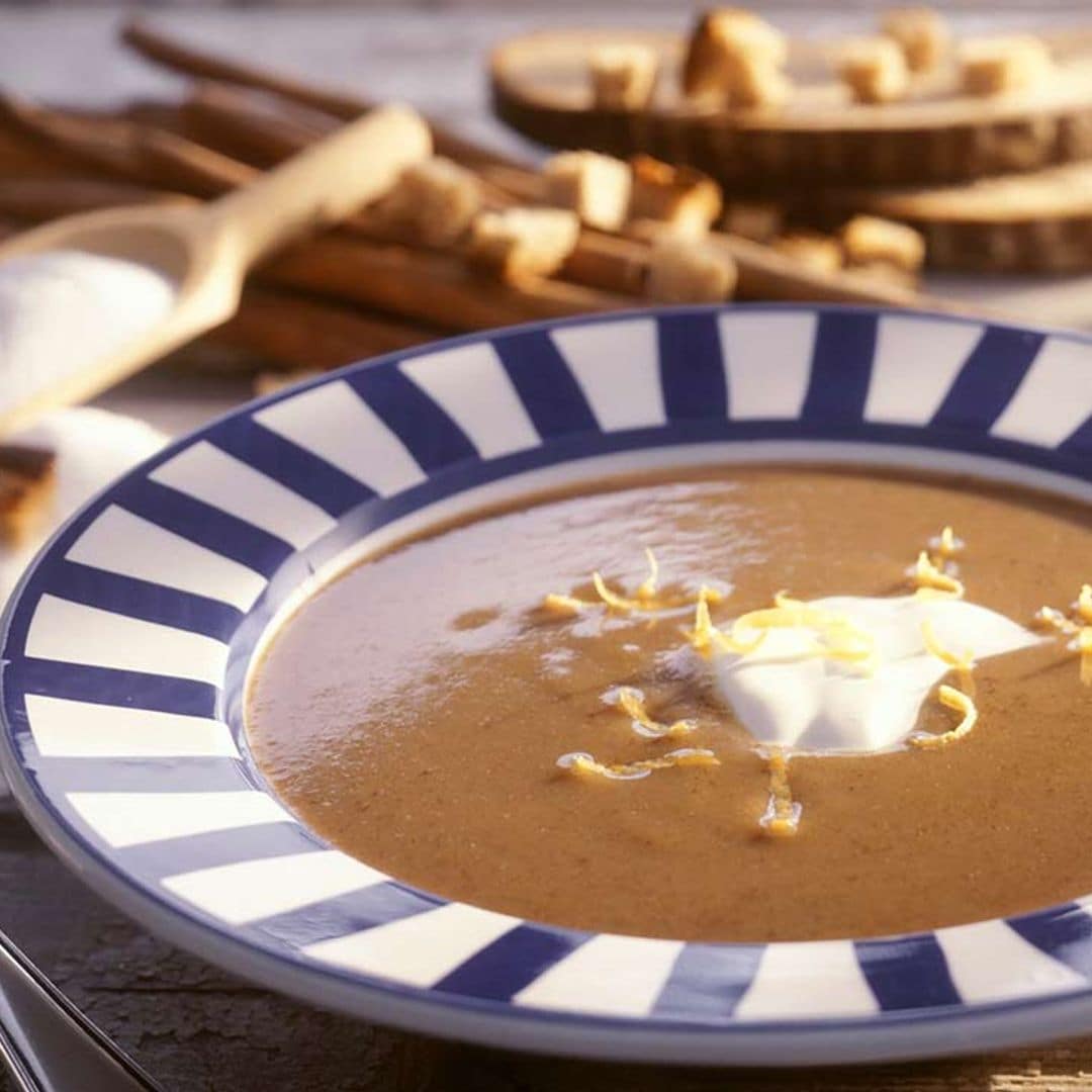 Sopa danesa con cerveza