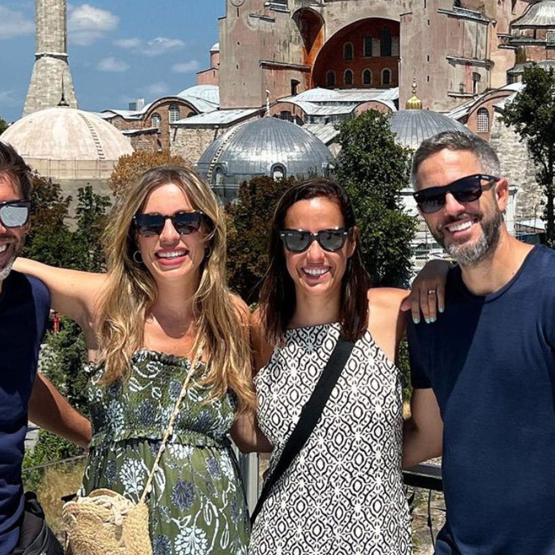 ¡Viaje de presentadores! Roberto Leal y José Yélamo se convierten en guías turísticos de sus chicas por Estambul