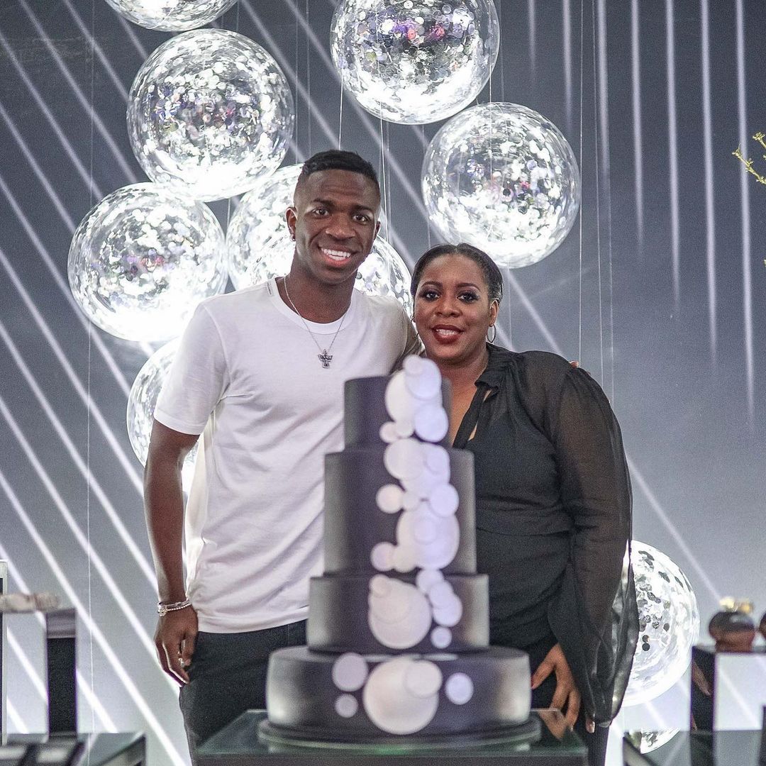 La historia de superación de Vinícius Jr. y el poderoso apoyo de su familia