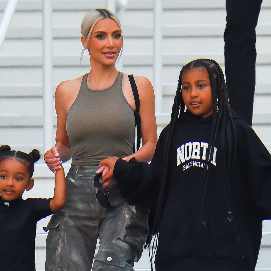 No te pierdas a las niñas de Kim Kardashian cantando y bailando en el concierto de Mariah Carey, ¡y su hija!