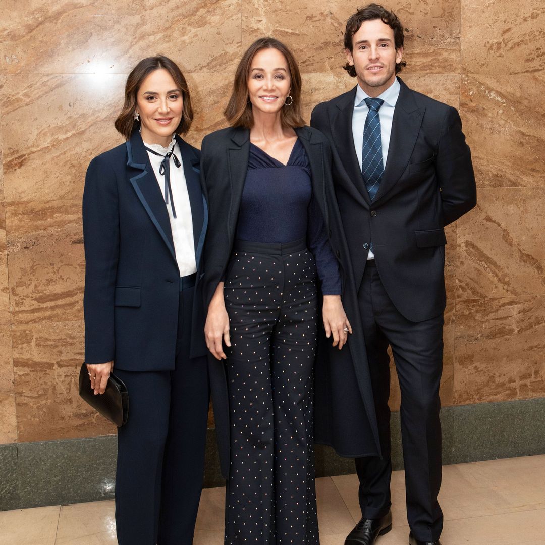 IMÁGENES EXCLUSIVAS: Isabel Preysler celebra junto a Tamara e Íñigo su premio más especial