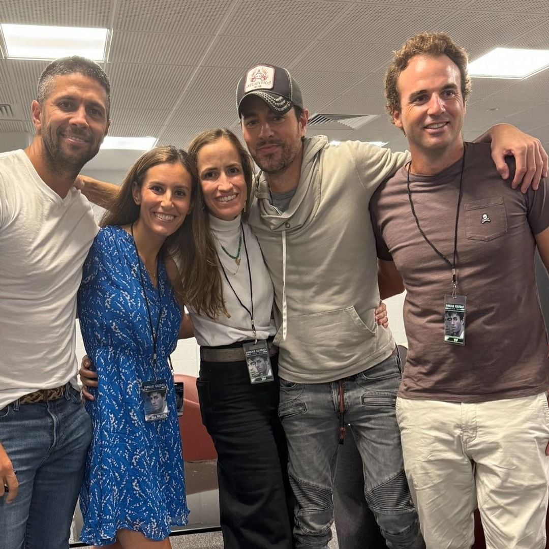 ¡Reencuentro de hermanos! Ana Boyer se deja ver como la fan #1 de Enrique Iglesias