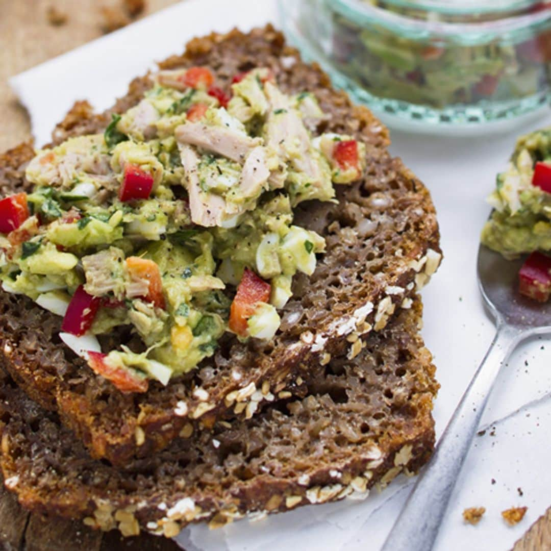 Tosta de caballa y aguacate