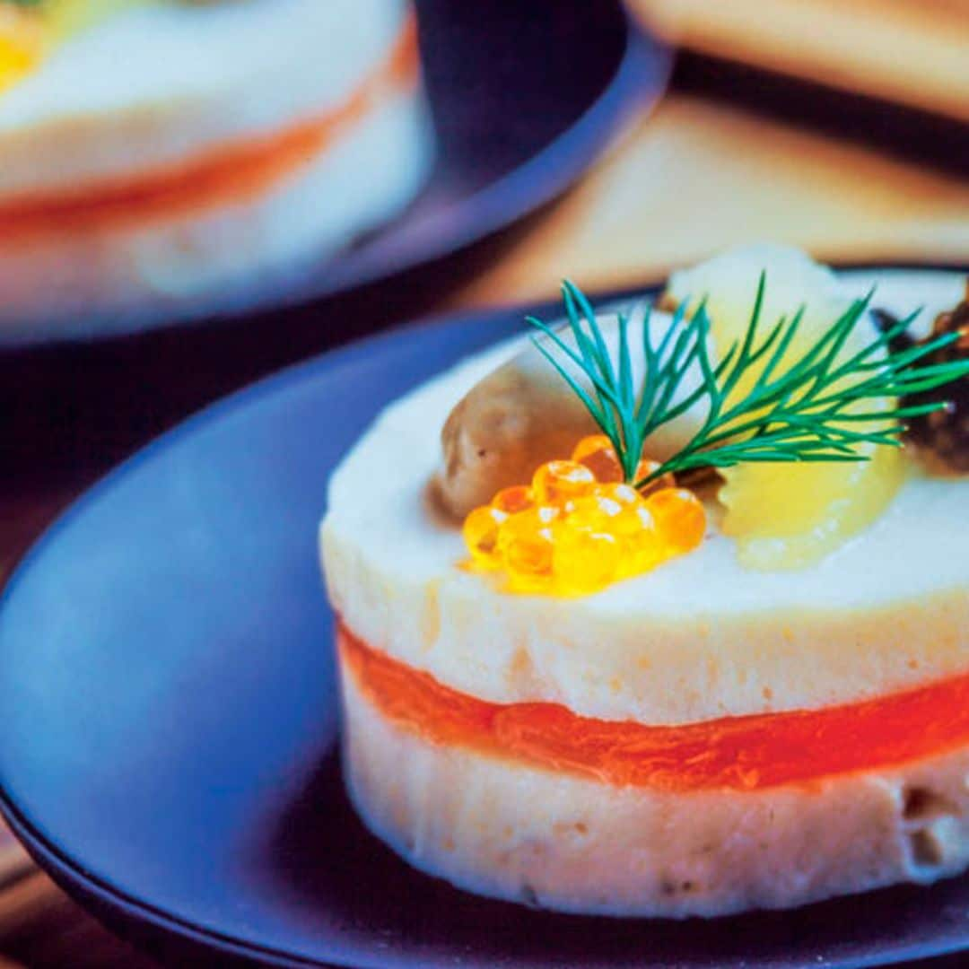 Pastel de ahumados y ostras en su propio jugo y dúo de caviares