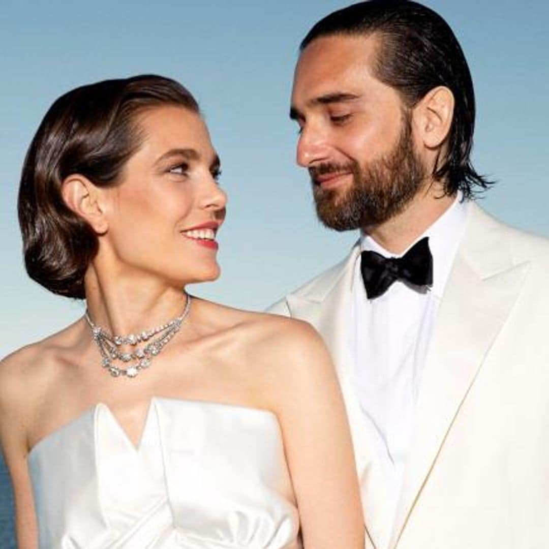 Carlota Casiraghi y Dimitri Rassam deslumbran en la nueva fotografía oficial de su boda