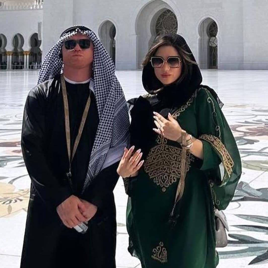 Saúl ‘Canelo’ Álvarez y su esposa, Fernanda Gómez, de vacaciones en un exótico destino de Medio Oriente