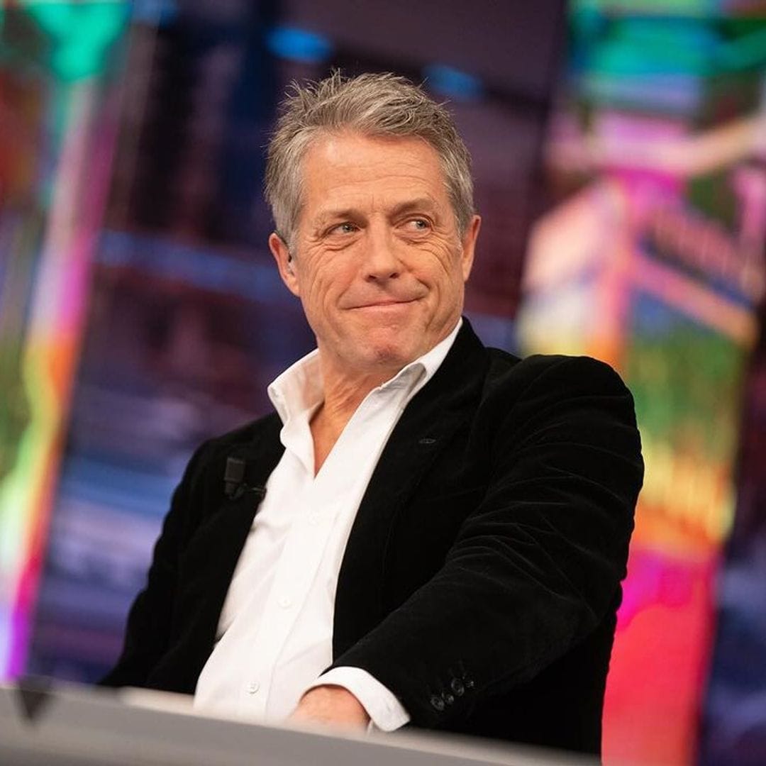 Hugh Grant habla de su faceta como padre y de sus manía antes de los rodajes en 'El Hormiguero'