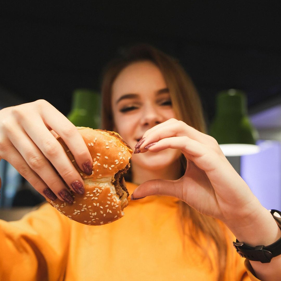 El hambre emocional en la adolescencia, ¿qué significa y cómo detectarlo?