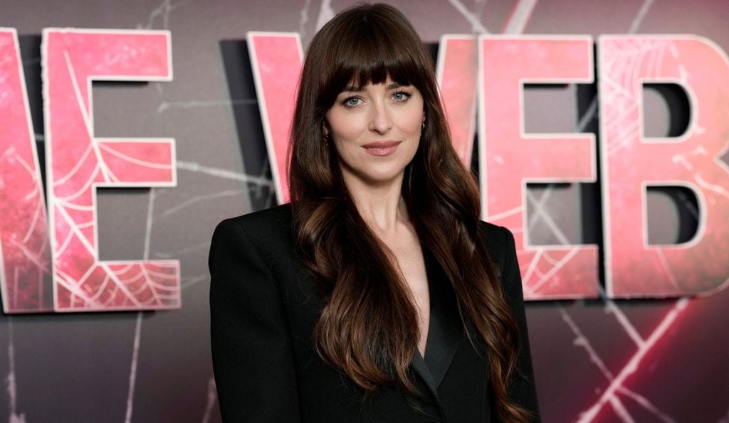 Dakota Johnson se sincera sobre su paso por '50 sombras de Grey