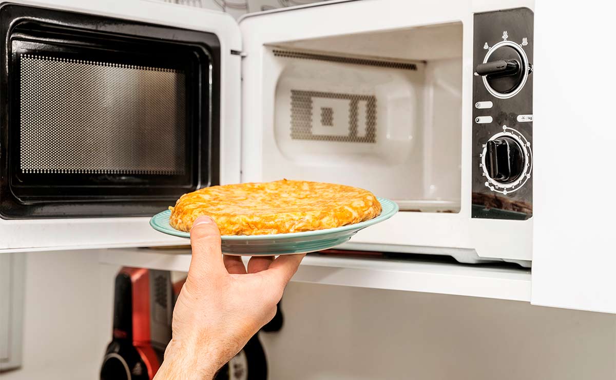 Cómo hacer una tortilla de patatas en el microondas - Tapas