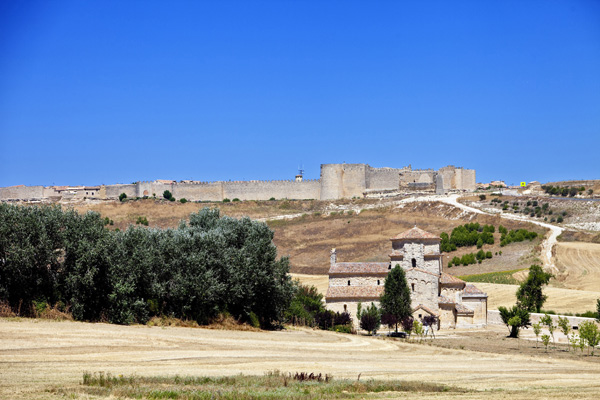 Qué ver y hacer en URUEÑA, Villa del Libro en Valladolid