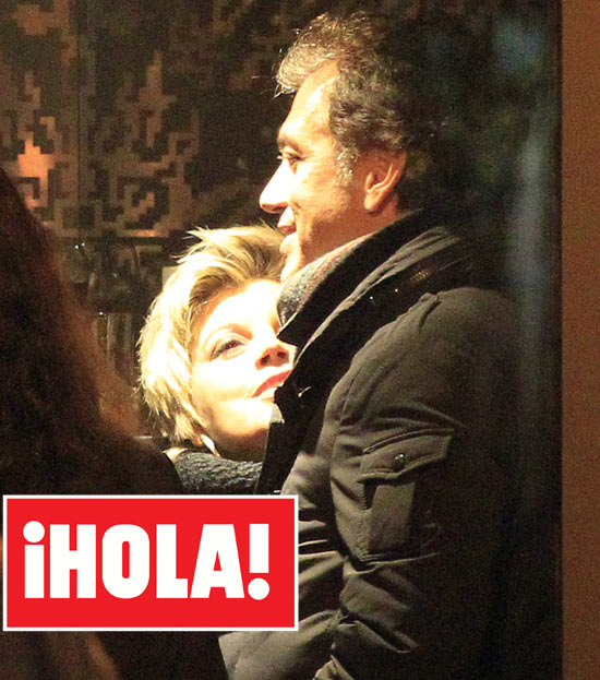 En ¡HOLA!: Terelu Campos y su exnovio, Carlos Pombo, cariñoso reencuentro en Madrid