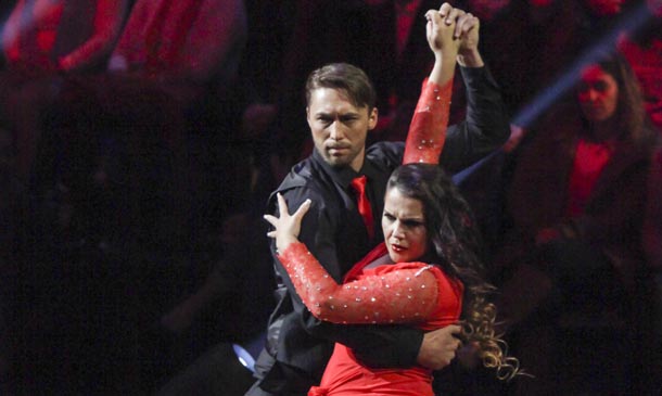 El fugaz paso de Katia Aveiro, hermana de Ronaldo, por el '¡Mira quién baila!' portugués con un 'tango futbolero'
