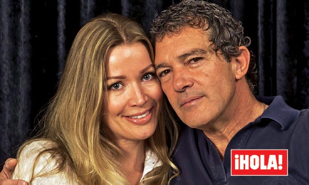 Antonio Banderas posa por primera vez y en exclusiva con su nuevo amor: 'Nicole no ha sido el motivo de mi divorcio'