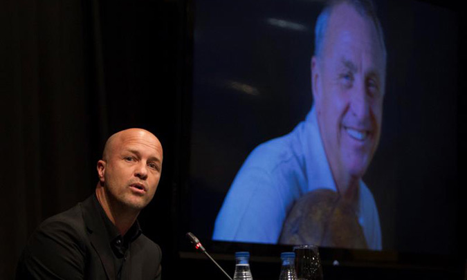 El emotivo homenaje de Jordi Cruyff a su padre 