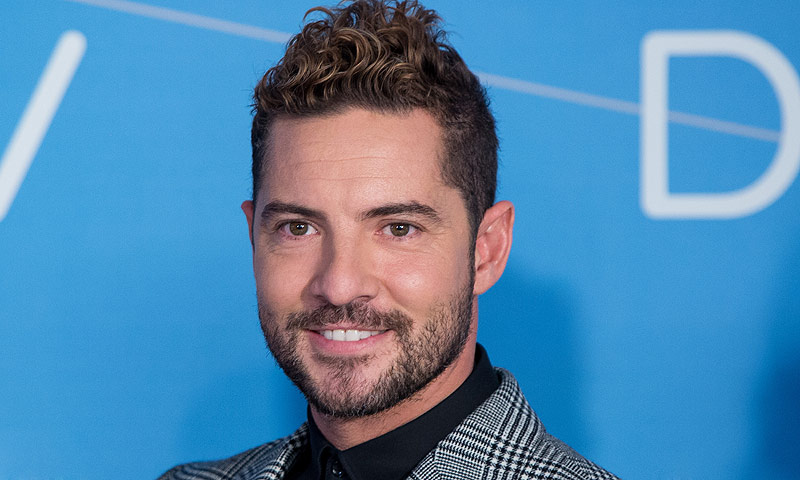 Qué youtuber de HOLA!4u participa en el nuevo videoclip de David Bisbal?