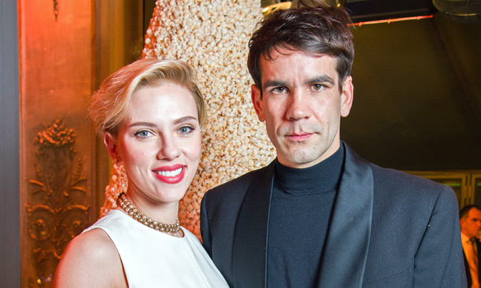 Scarlett Johansson y Romain Dauriac posan juntos en Nueva York horas después de conocerse su ruptura