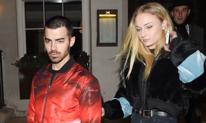 Sophie Turner celebra su cumpleaños cenando con Joe Jonas en Londres