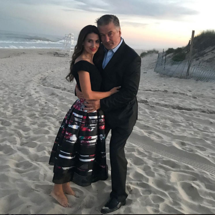 Hilaria y Alec Baldwin renuevan sus votos en su quinto aniversario de bodas