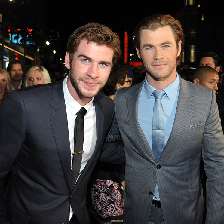 Una potente genética: Los hermanos Hemsworth son idénticos a su padre