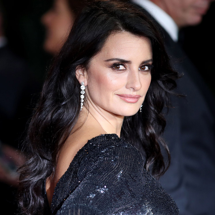 En ¡HOLA! Penélope Cruz, billete de primera hacia el éxito 