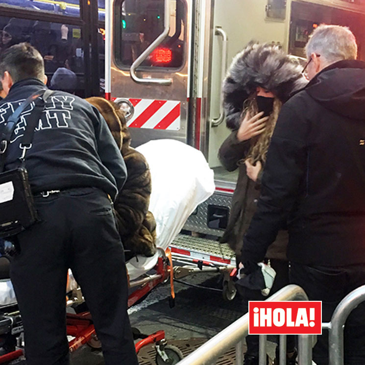 EXCLUSIVA: La angustia de Shakira mientras la madre de Piqué era trasladada en ambulancia tras sufrir un percance en Nueva York
