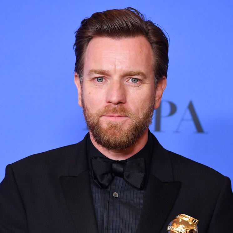 Ewan McGregor provoca un gran revuelo en las redes al agradecer a su exmujer y su novia el premio de los Globo de Oro