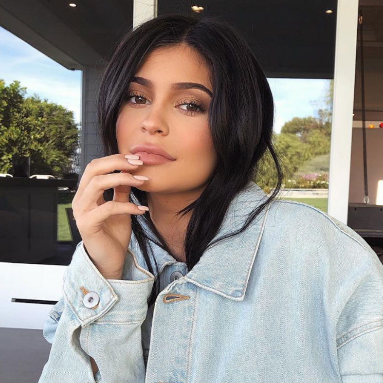 Kylie Jenner publica la primera fotografía de su hija y desvela su nombre