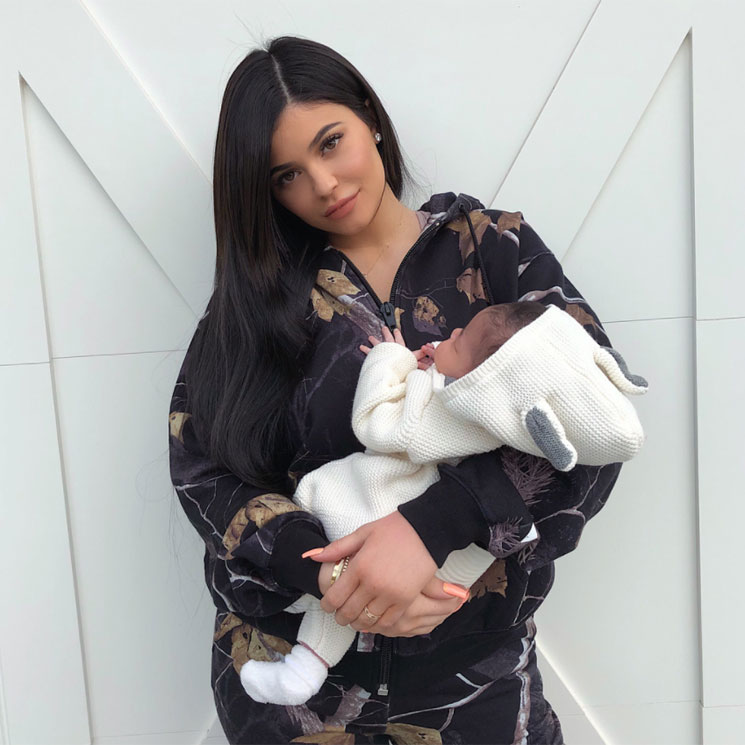 Kylie Jenner muestra la foto más emotiva de su hija con un miembro de la familia Kardashian