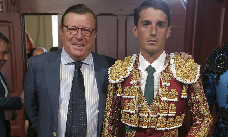 Alfonso, el hijo novillero de César Cadaval, debuta en Las Ventas