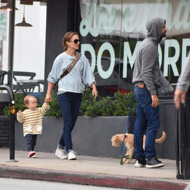 Los primeros pasos de Amalia, hija de Natalie Portman