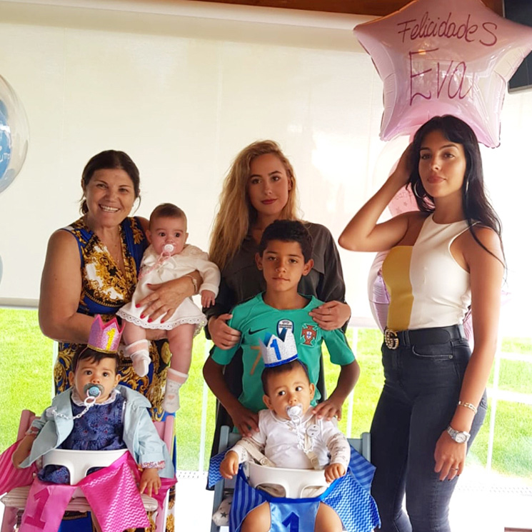 Georgina echa de menos a Cristiano Ronaldo en la fiesta de cumpleaños de Mateo y Eva