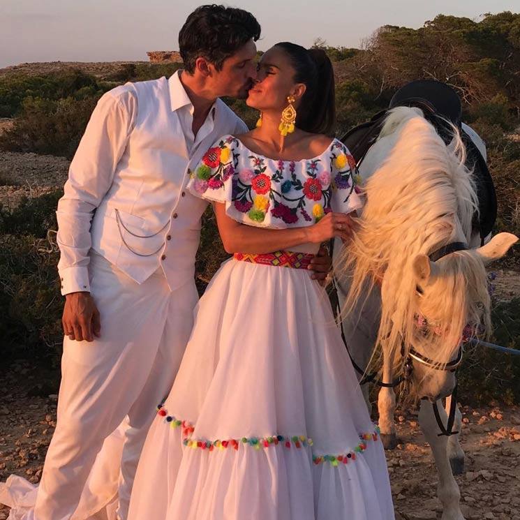 Mireia Canalda y Felipe López celebran su boda soñada al más puro estilo ibicenco