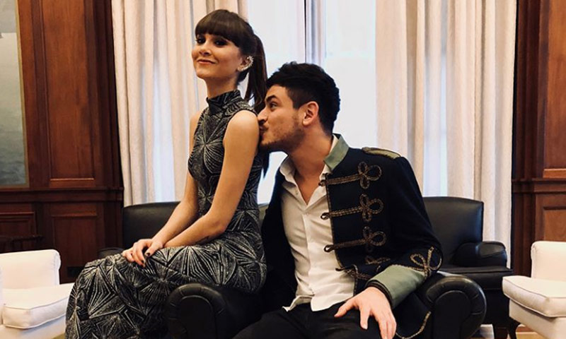 En ¡HOLA! Las esperadas imágenes que confirman la relación de Aitana y Cepeda