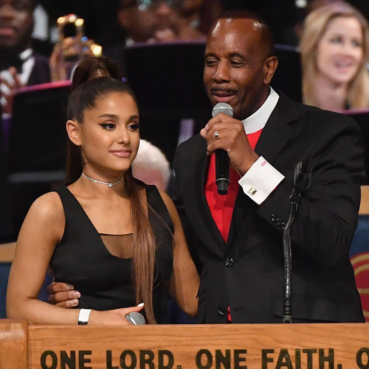 El motivo por el que el obispo del funeral de Aretha Franklin ha pedido disculpas a Ariana Grande