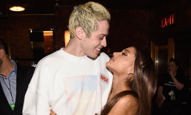 Ariana Grande y Pete Davidson