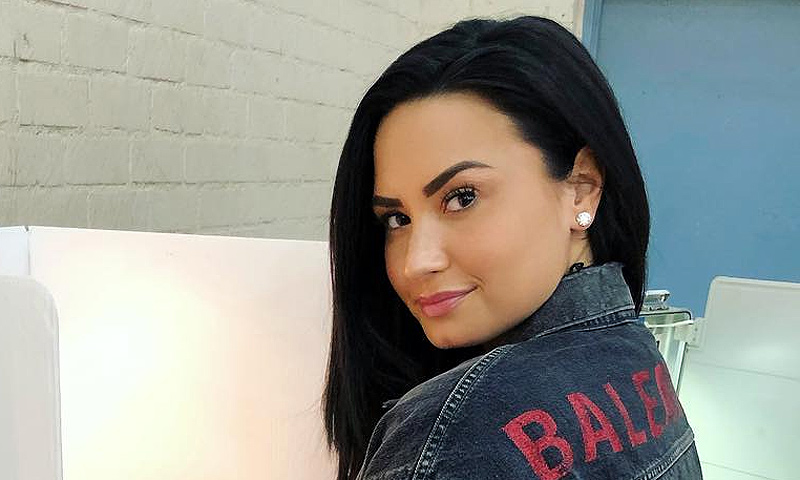 Demi Lovato vuelve a las redes sociales tres meses después de su ingreso hospitalario