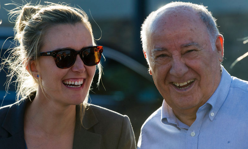 Tras la boda de su hija, sale a la luz una donación de Amancio Ortega a su pueblo natal