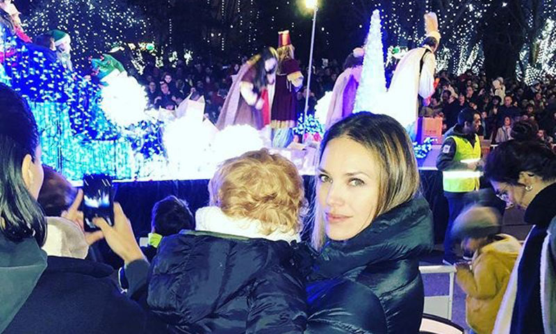 Así han disfrutado los hijos de las 'celebrities' de la Cabalgata de los Reyes Magos